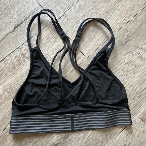 🔥SALE- any 4/$20. Calvin Klein Strappy Bra - Picture 3 of 5